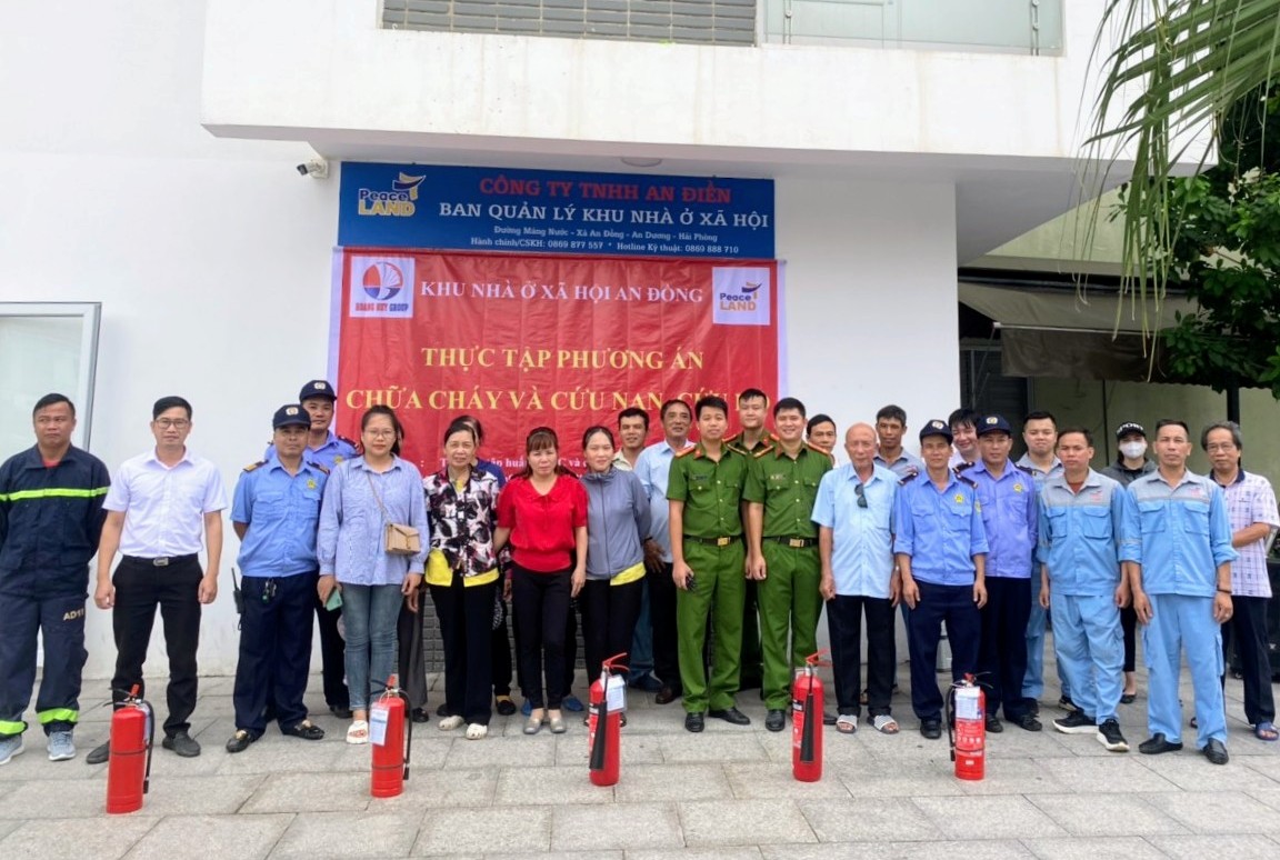 Công an huyện An Dương tập huấn PCCC và CNCH cho 50 hộ gia đình Khu nhà ở xã hội An Đồng